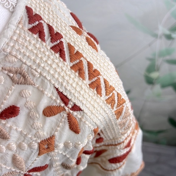 Johnny Was Aubrey Embroidered Floral Blouse Color: Shell - Picture 11 of 16